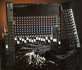 MACKIE: CR-1604