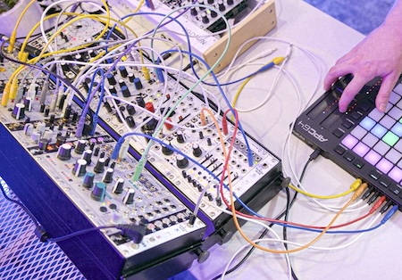 AKAI PROFESSIONAL APC64