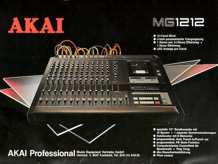Akai MG1212