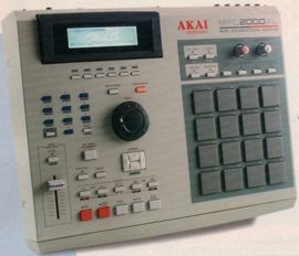 AKAI: MPC-2000 XL
