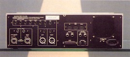 AKAI: S-3200XL: Rückseite