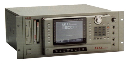 Akai S6000