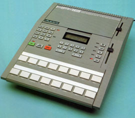 ALESIS: HR-16