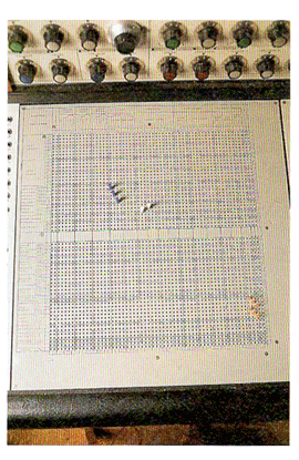 EMS: Synthi-100: Kreuzschienenverteiler