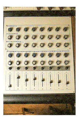 EMS: Synthi-100: Verstärker und Mischer