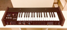 KORG: 700S (Mini-Korg)