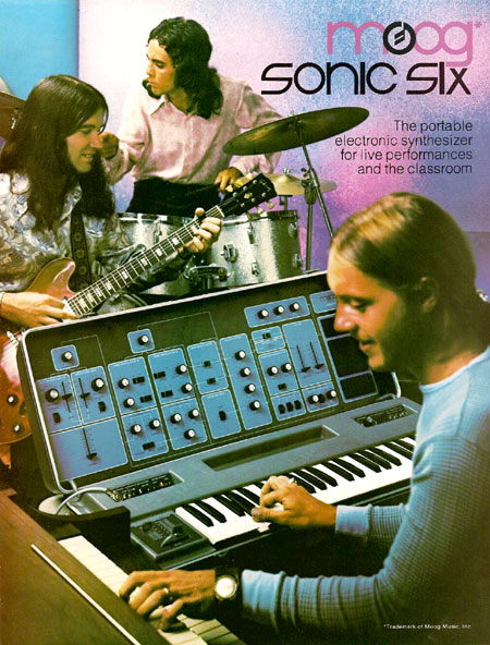 Moog Sonic SIx - The portable electronic synthesizer for live perfromances and the classroom