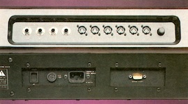 PEAVEY: DPM-C8: Rückansicht