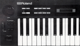 ROLAND: Alpha Juno-1 (linke Seite)