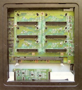 ROLAND: Fantom-XR: Innenansicht