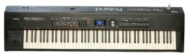 ROLAND: RD-300GX