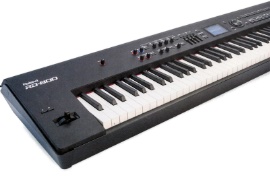 ROLAND: RD-800