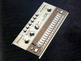 ROLAND: TR-606