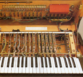 YAMAHA: CS-60: Innenleben