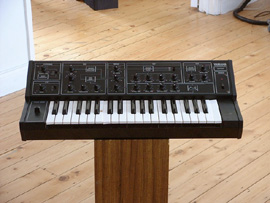 YAMAHA: CS-05