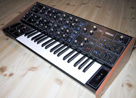 YAMAHA: CS-15