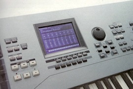 YAMAHA: MOTIF XS: Display