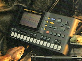 YAMAHA: QY-20