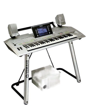 YAMAHA: Tyros 2